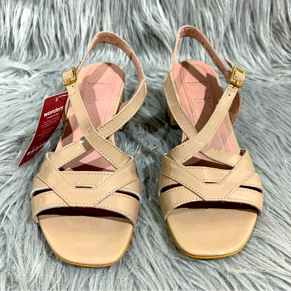 Wonders Nude buckle block strappy heel